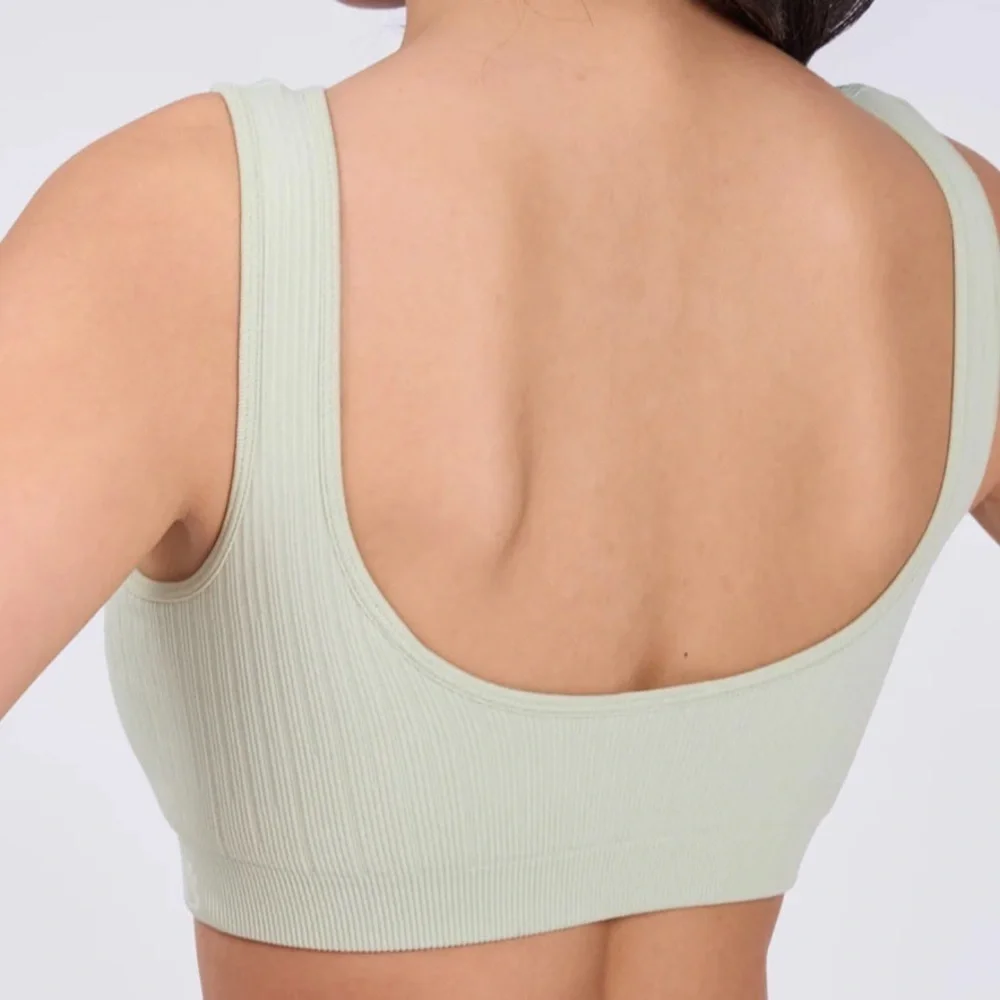 Buffbunny Ribbed Scoop Seamless Pistachio Green Sports Bra NWT Size Small